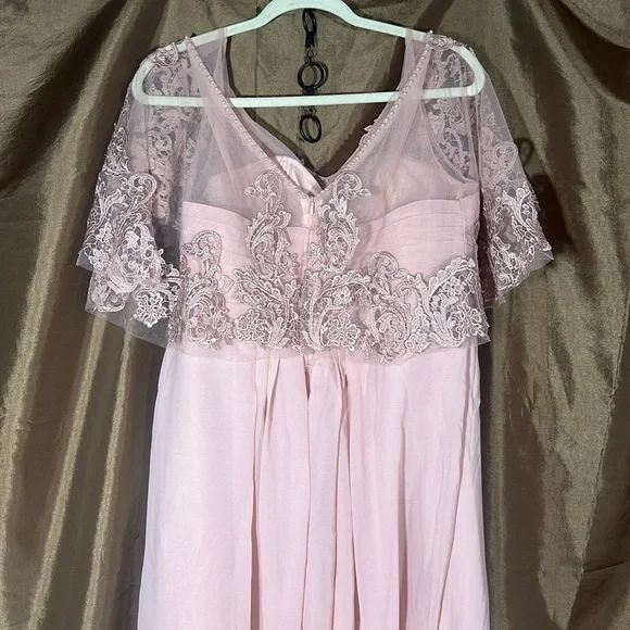Lace chiffon wedding guest dress Brand: Jaeden - Picture 4 of 7